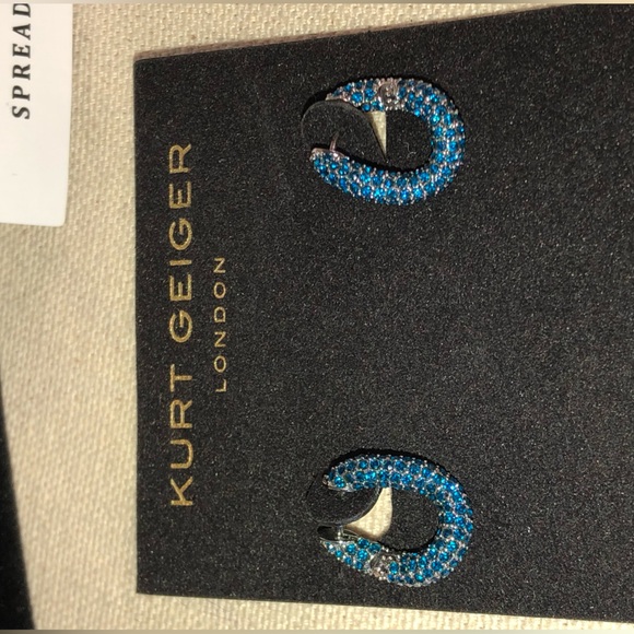 Kurt Geiger NWT & Bag Blue Crystal Pave Wave Huggie Earrings - Picture 7 of 9